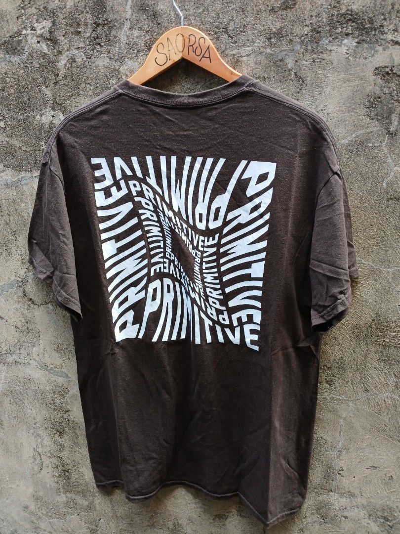 Primitive tee (Category: Tshirts & Polo Shirts ) located in Candelaria. Submitted by saorsa.thrift (Listing ID 1465302665, Image 1). Description: Primitive tee •Size: Large •Dimes: 21 / 29 •Condition: Very good •Issue: None 🏷️ 400 + sf.