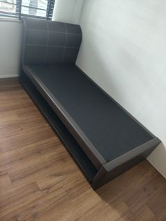 (Category: ) located in . Submitted by panda_furnitur3 (Listing ID 1465171015, Image 1). Description: .
