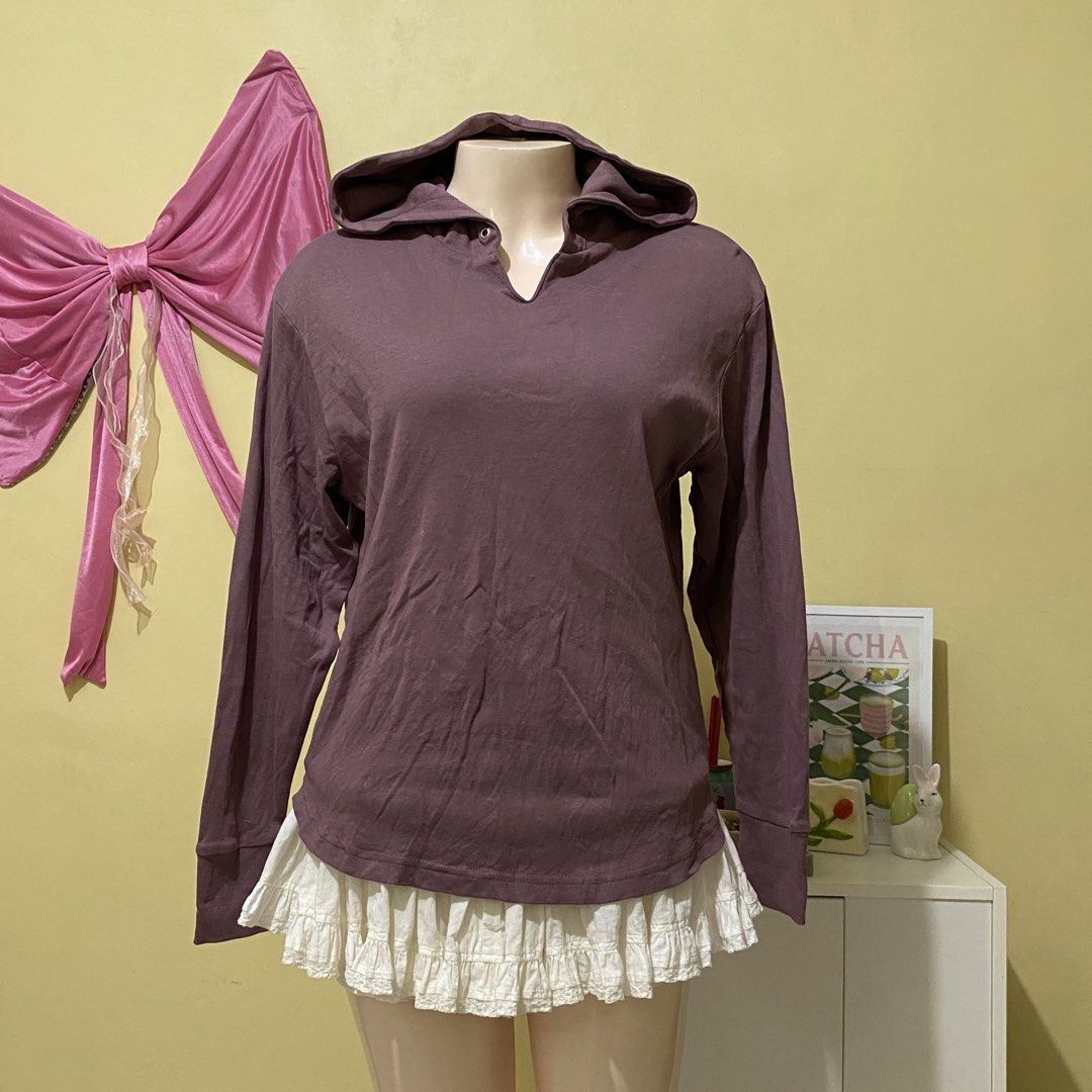 PURPLE HOODIE JACKET (Category: Coats, Jackets and Outerwear) located in Dasmarinas. Submitted by hannah.oakph (Listing ID 1465210236, Image 3). Description: .