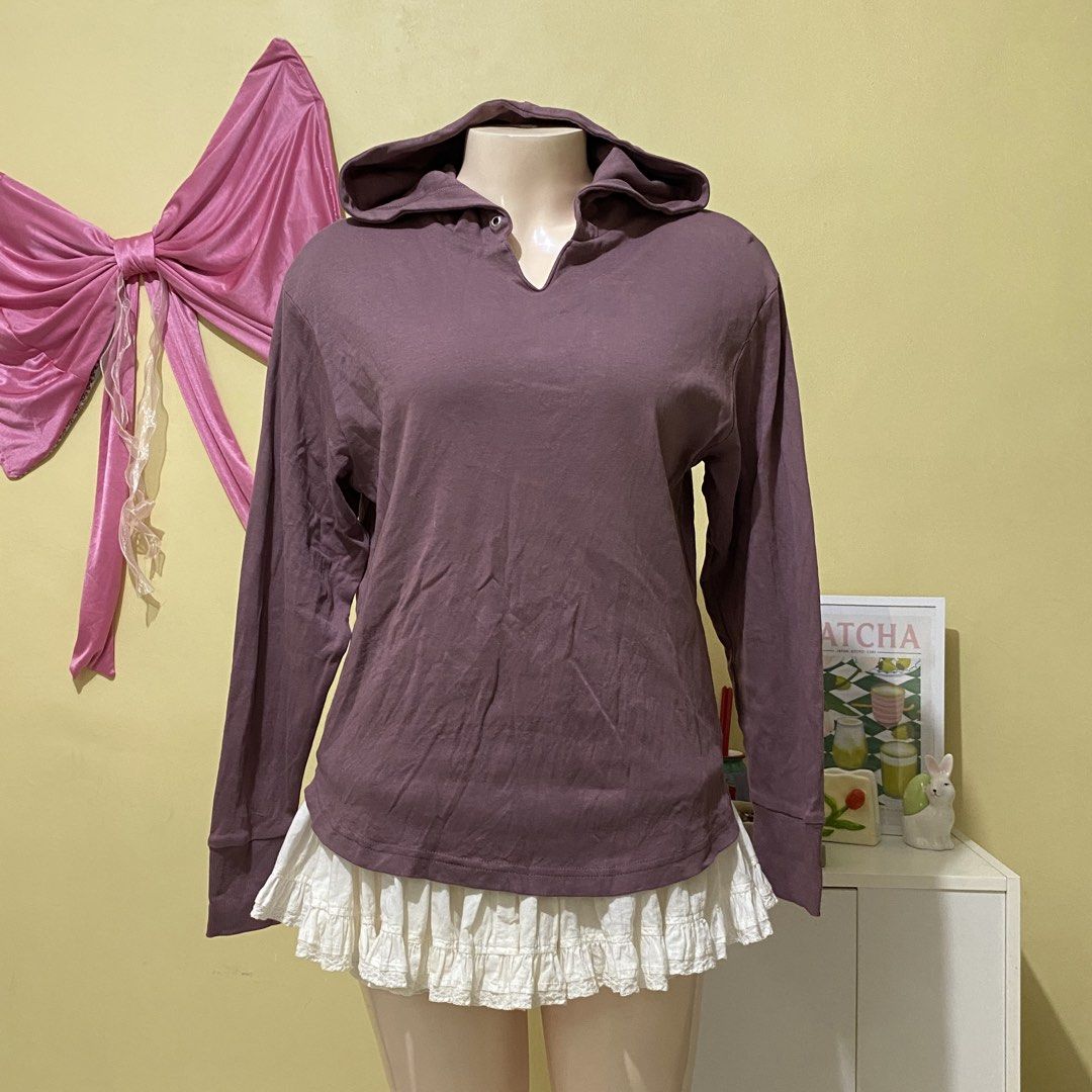 PURPLE HOODIE JACKET (Category: Coats, Jackets and Outerwear) located in Dasmarinas. Submitted by hannah.oakph (Listing ID 1465210236, Image 2). Description: .