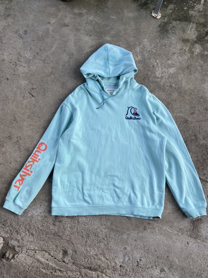 QuickSilver Hoodie Jacket (Category: Coats, Jackets and Outerwear) located in Cavite. Submitted by abasolo_jv (Listing ID 1465244745, Image 1). Description: Good Condition 9.5/10 Color rate no issue no pinhole no crackprint may small stain lang sya, washable naman po large on tag try to offer .