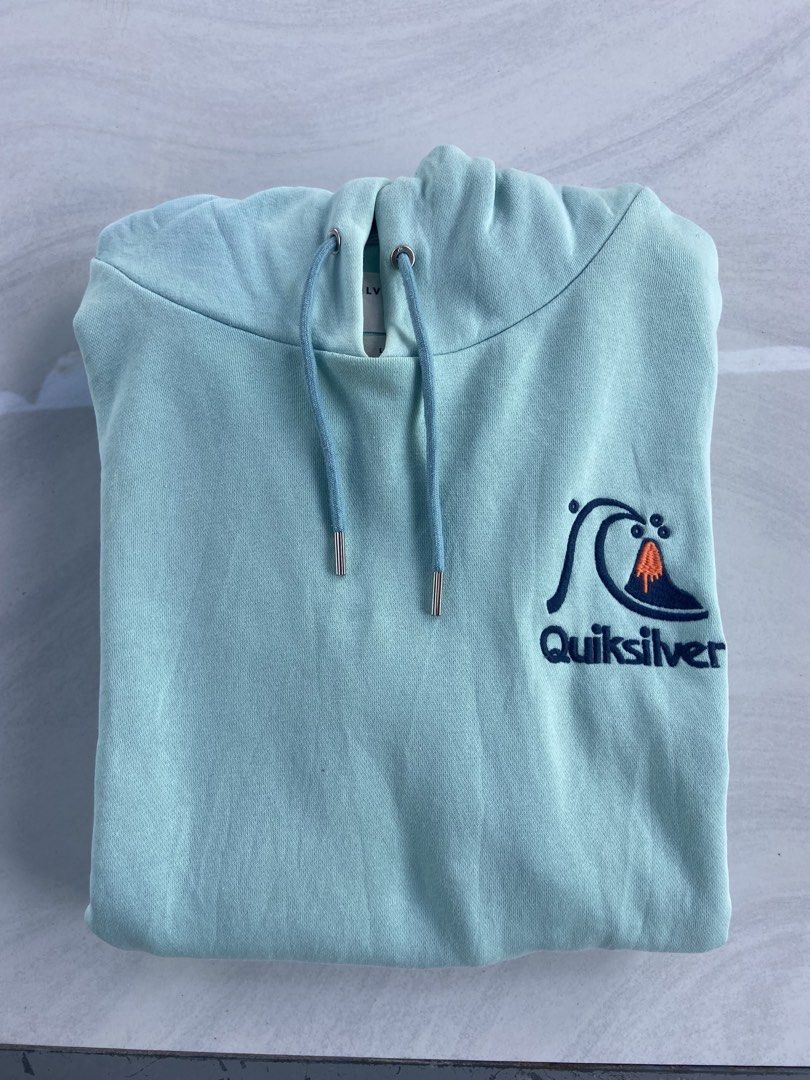 QuickSilver Hoodie Jacket (Category: Coats, Jackets and Outerwear) located in Cavite. Submitted by abasolo_jv (Listing ID 1465244745, Image 3). Description: Good Condition 9.5/10 Color rate no issue no pinhole no crackprint may small stain lang sya, washable naman po large on tag try to offer .