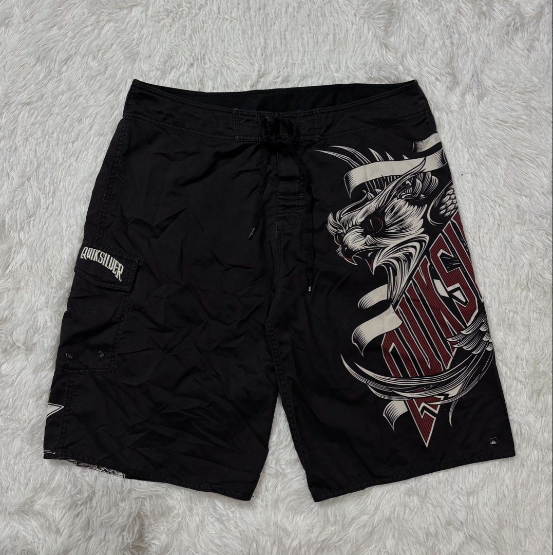 Quiksilver Black Graphic Board Shorts (Category: Swim Trunks & Board Shorts) located in Baguio. Submitted by 8luck (Listing ID 1465306156, Image 1). Description: 36-38 Waist 22.5 Length Verygood condi - May small scratch lang.