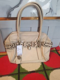 (Kategori: ) berada di . Dikirim oleh divanda_id (ID iklan 1465256896, Gambar 1). Deskripsi: .