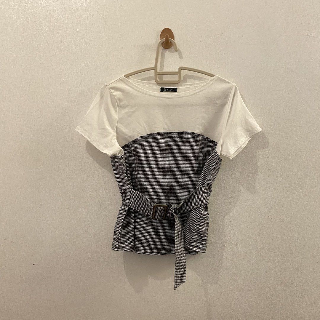 RAG OUT Gorgeous (Category: Blouses) located in Quezon City. Submitted by fromsheena (Listing ID 1465311268, Image 2). Description: Small W 17.5” L 20” Pretty top! Comfy fabric With stylish belt Quality 10/10!! Model: S–M | Bust: 34” | Waist: 26”| Height 5’8” Note: Inner not included Quezon City Gcash Payment Direct Jnt + ₱44 sf 1-3 days Sdd Lalamove We ship orders daily! 🪷 First to pay basis! Need rewash all pieces 🤍.