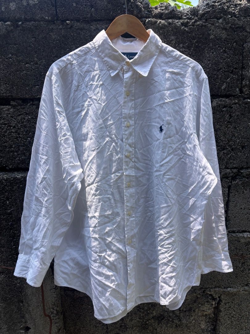 Ralph Lauren button down (Category: Coats, Jackets and Outerwear) located in Panabo. Submitted by randolph.smallseller (Listing ID 1465203056, Image 2). Description: Dimes : 25 x 30.
