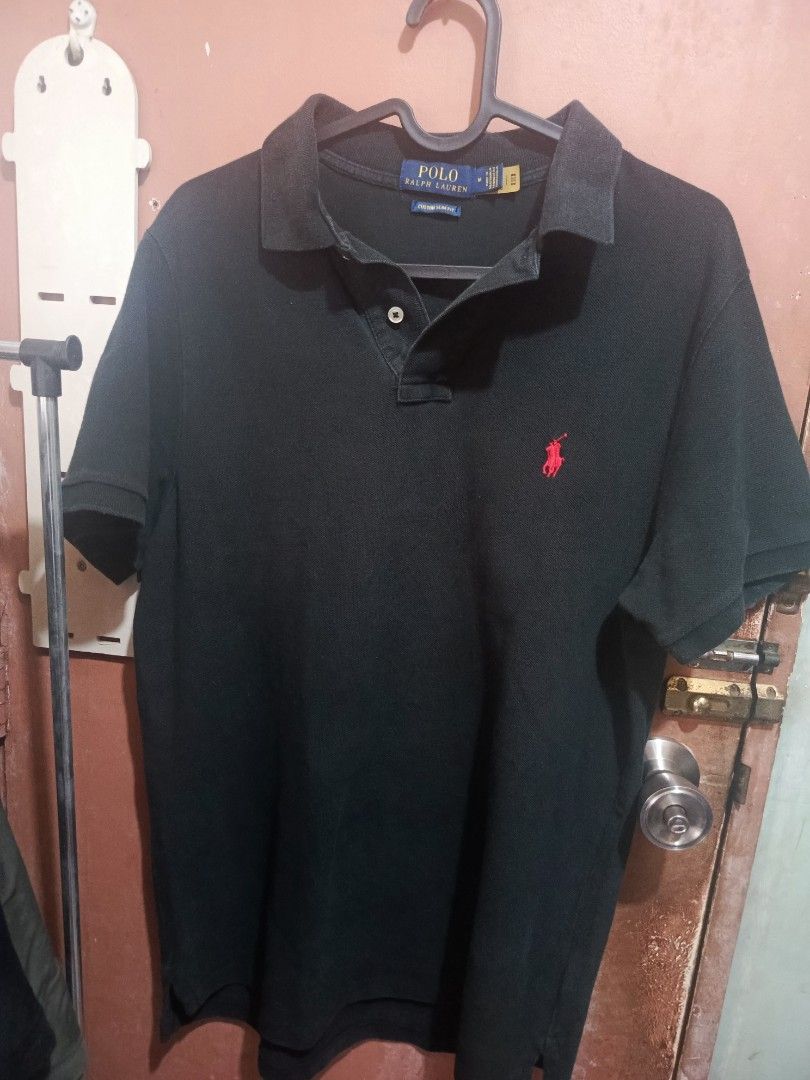 RALPH LAUREN POLO BLACK (Category: Tshirts & Polo Shirts ) located in Cagayan de Oro. Submitted by cortesjosh81 (Listing ID 1465192447, Image 1). Description: ship via jnt, 9.5/10 minimal Neck fade qr working , personal item.