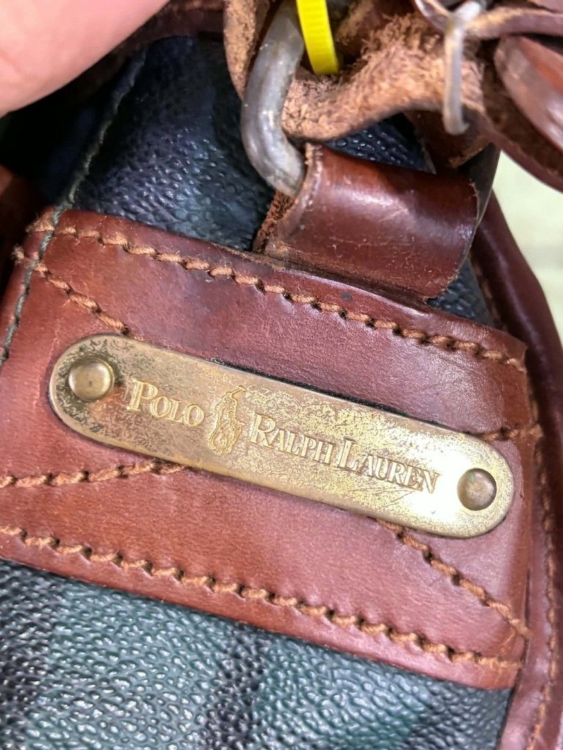 Ralph Lauren Sling Bag (Category: Sling Bags) located in Manila. Submitted by pus.ph (Listing ID 1465344249, Image 3). Description: FOR HOOK UP ONLY!!! DM IF INTERESTED!!! CONDITION: EXCELLENT!!! ISSUE: NEEDS CLEANING ONLY!!! DM IF INTERESTED. 📩 WILL PICK UP TOMORROW.