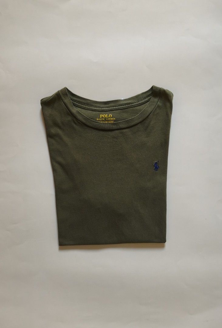 Ralph Lauren T-Shirt Size S (Category: Tshirts & Polo Shirts ) located in Cebu City. Submitted by little_mush.room (Listing ID 1465249801, Image 1). Description: preloved RL tee - Color: Army green / olive green - Size: 14-16 on tag , small adult *measurements posted for reference .
