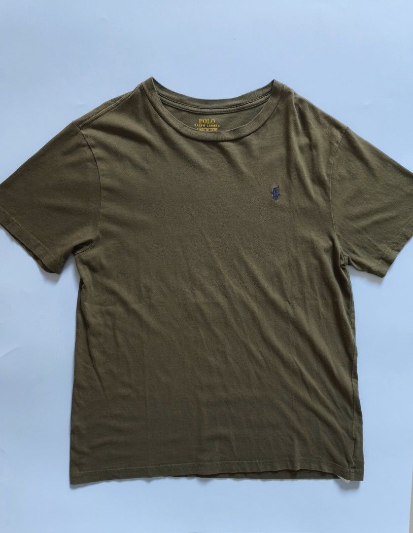 Ralph Lauren T-Shirt Size S (Category: Tshirts & Polo Shirts ) located in Cebu City. Submitted by little_mush.room (Listing ID 1465249801, Image 2). Description: preloved RL tee - Color: Army green / olive green - Size: 14-16 on tag , small adult *measurements posted for reference .