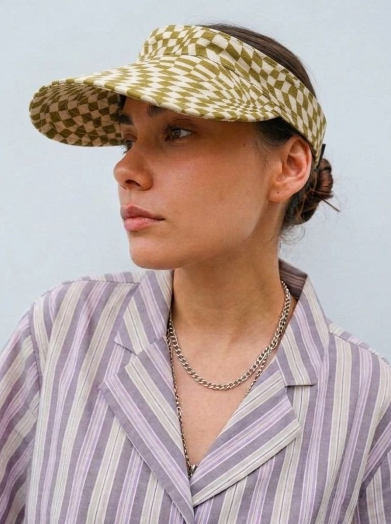 [RARE & RETIRED] BAGGU UO Exclusive Packable Visor - Moss Trippy Checker (Category: Hats & Beanies) located in Mabalacat. Submitted by keb-a (Listing ID 1465190085, Image 1). Description: 🍒 — Adjustable Velcro tab closure at the back — Fits: 19.5”–25.75” (49.5–65.4 cm) head circumference — Made from 100% organic cotton — Fully machine washable 🍒 — 100% authentic — Urban Outfitters (UO) exclusive release — Rare, retired Moss Trippy Checker print