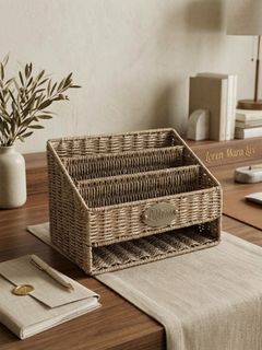 (Category: ) located in . Submitted by lmluxboutique (Listing ID 1465183411, Image 1). Description: .