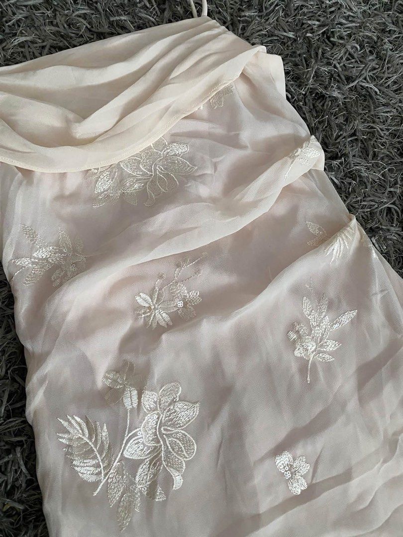 Rare y2k inspired achi utopia dress (Category: Dresses) located in Quezon City. Submitted by swift_kenjie (Listing ID 1465173259, Image 3). Description: 🤍✨ RARE Y2K-INSPIRED ACHI UTOPIA DRESS ✨🤍 Giving soft Y2K / vintage coquette princess vibes! 🎀 🌸 Achi Utopia 🌸 Size S 🌸 Ivory / Cream 🌸 Cowl neckline 🌸 Spaghetti straps 🌸 Beautiful floral + butterfly embroidery 🌸 Elegant flowy silhouette 🌸 Super feminine & dreamy when worn 🤍 The detai