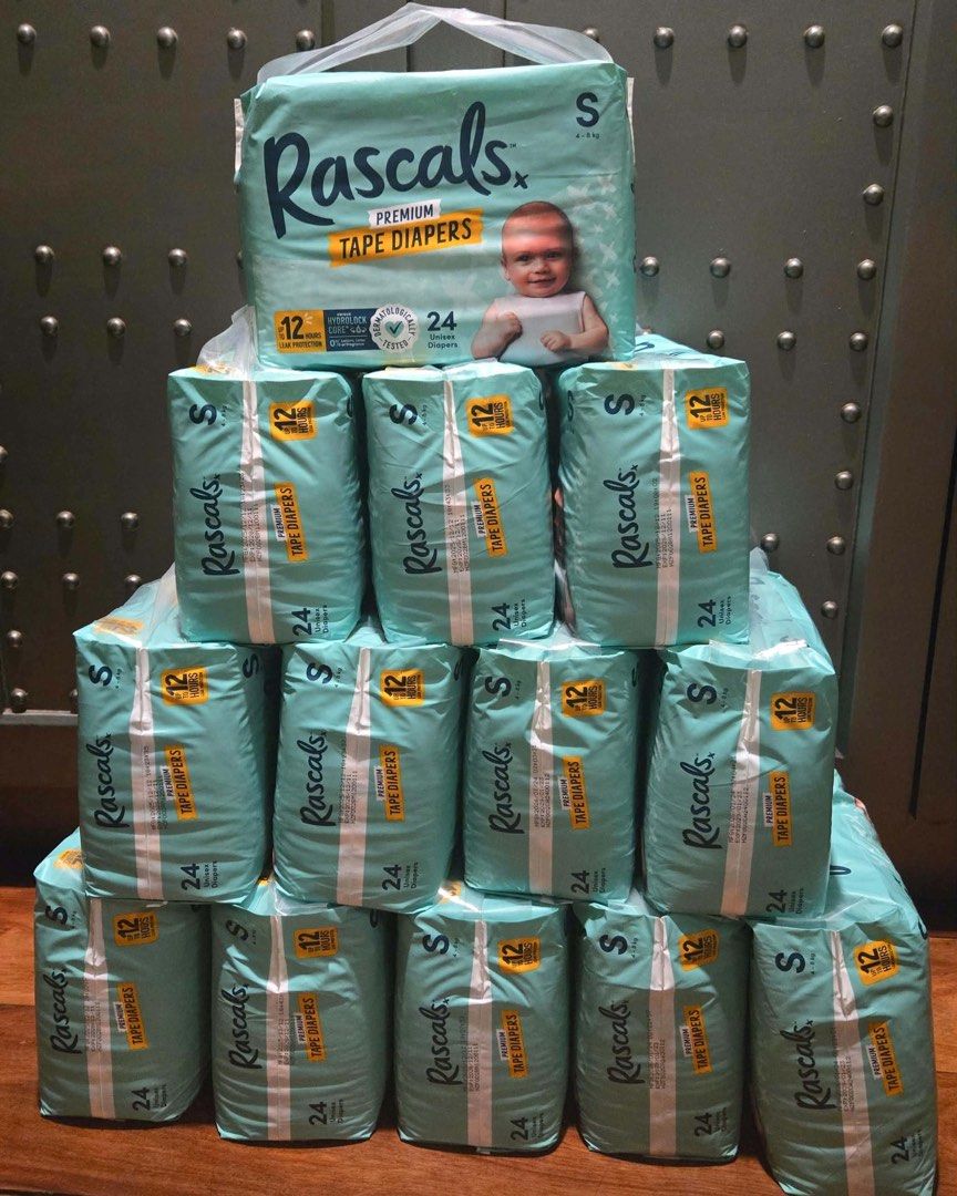 Rascals Premium Tape Diapers (Small) (Category: Diapers & Baby Wipes) located in Quezon City. Submitted by jesdlp (Listing ID 1465232811, Image 1). Description: Brand: Rascals Size: Small Recommended weight: 3–5 kg Quantity: 24 pcs each pack Price: ₱320 per pack RFS: Baby has already outgrown the size..