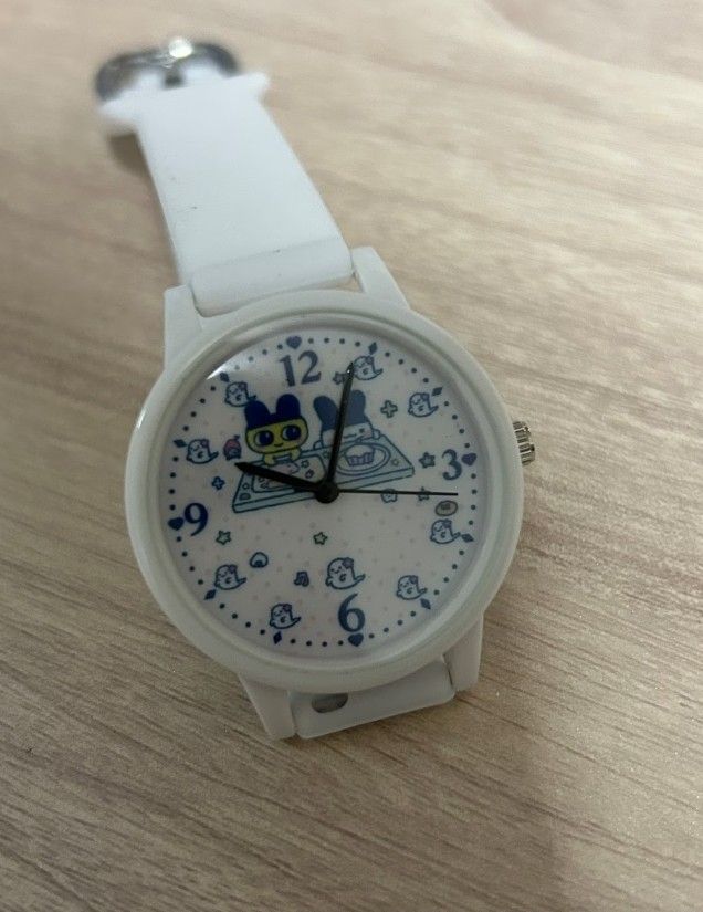 [READ DESCRIPTION] Tamagotchi White Watch (Category: Women's Watches) located in Angeles City. Submitted by trustsuki (Listing ID 1465191184, Image 2). Description: 🍀 ꒰ wts lfb ph only .ᐟ ˚♡ ꒱ ‼️ read before buying ♡ tamagotchi white watch ♡ 150 + lsf ✨️ pre - order ( up to 3 weeks ) ✨️ brandnew as is x sensi, always manage your expectations it might have factory damage x impatient 🚚 mod: j&t ( with -21 voucher na!) 🍎proof of my legitimacy: ht