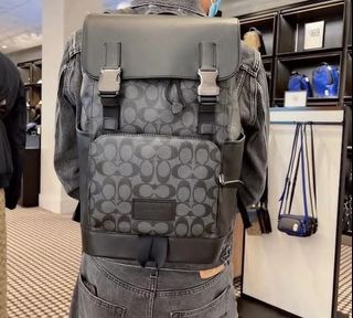 (Category: ) located in . Submitted by authentic_coach_mk_bag_murah (Listing ID 1465193493, Image 1). Description: .