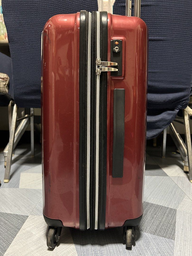 Red Check in Luggage (Category: Luggage) located in Quezon City. Submitted by jjsurplus_23 (Listing ID 1465352036, Image 2). Description: .