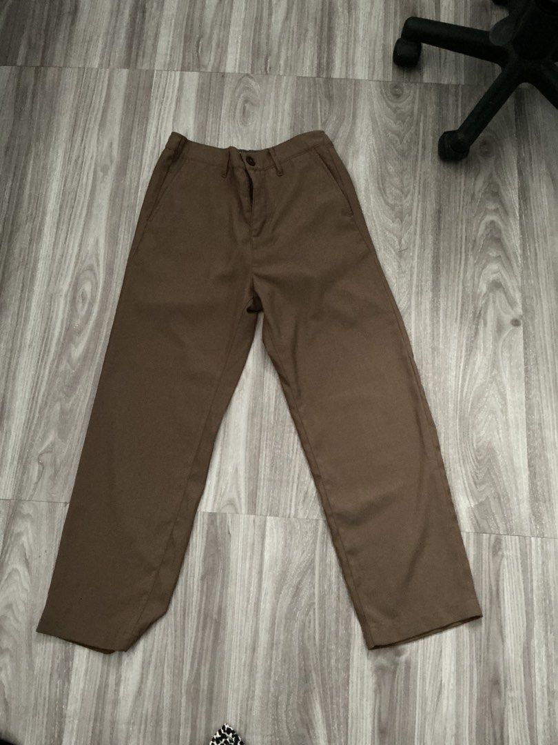 Regatta Brown Slacks Trousers Stretchable (Category: Other Bottoms) located in Manila. Submitted by TCC.ETC (Listing ID 1465195875, Image 1). Description: .