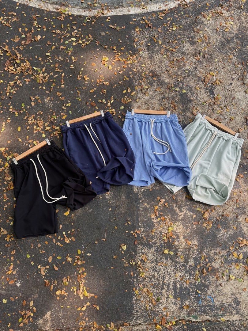 Reverse garter shorts (Category: Shorts) located in Meycauayan. Submitted by 4ms_collection (Listing ID 1465197239, Image 1). Description: Reverse garter 28-40 waist 13 inches leg hole 23 inches length.