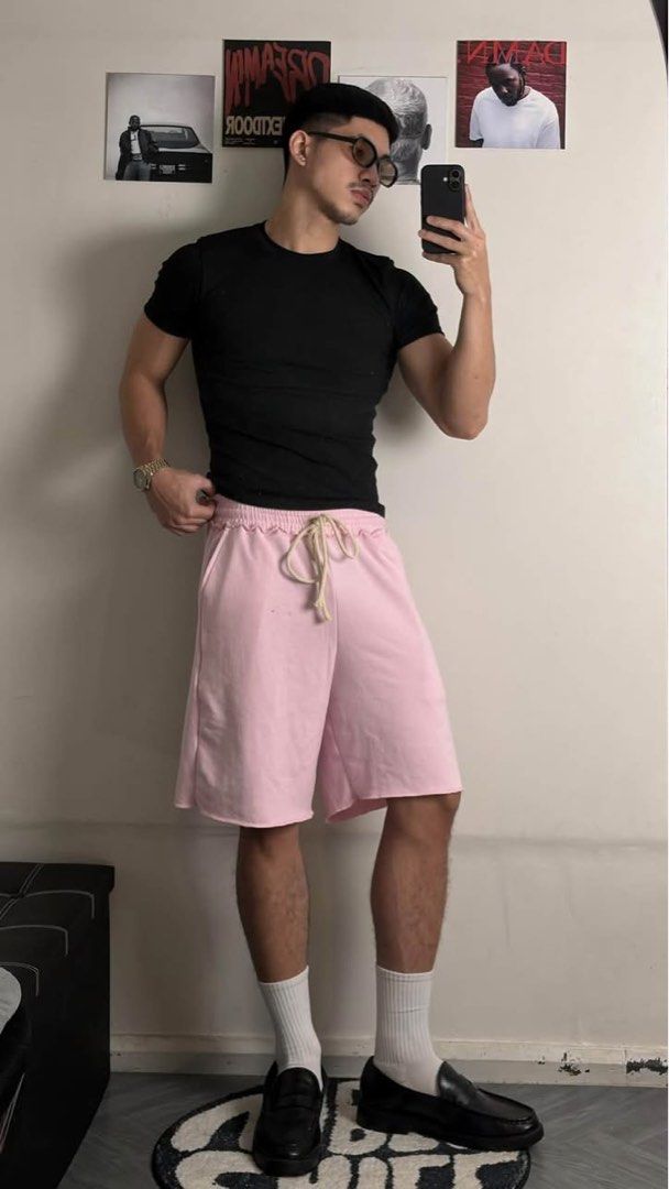 Reverse garter shorts (Category: Shorts) located in Meycauayan. Submitted by 4ms_collection (Listing ID 1465197239, Image 3). Description: Reverse garter 28-40 waist 13 inches leg hole 23 inches length.