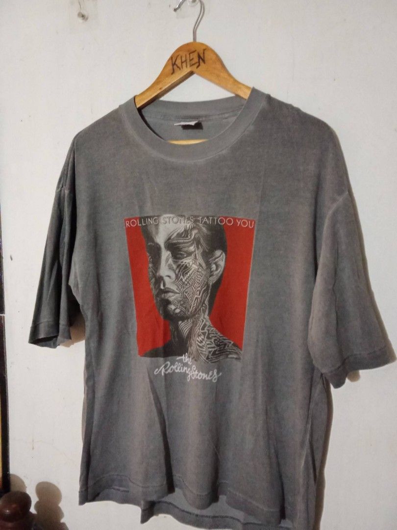 ROLLING STONE X GU (Category: Tshirts & Polo Shirts ) located in Manila. Submitted by khen_thriftshop27. (Listing ID 1465173961, Image 1). Description: ROLLING STONE X GU GRAPHIC TEE SIZE MEDUIM OVER SIZE BOXY 23X27 GANDA NG BAGSAK NITO ISSUE 1PINHOLE LOWER PART NOT VISIBLE 200+SHIP.