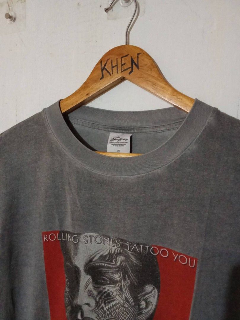 ROLLING STONE X GU (Category: Tshirts & Polo Shirts ) located in Manila. Submitted by khen_thriftshop27. (Listing ID 1465173961, Image 2). Description: ROLLING STONE X GU GRAPHIC TEE SIZE MEDUIM OVER SIZE BOXY 23X27 GANDA NG BAGSAK NITO ISSUE 1PINHOLE LOWER PART NOT VISIBLE 200+SHIP.