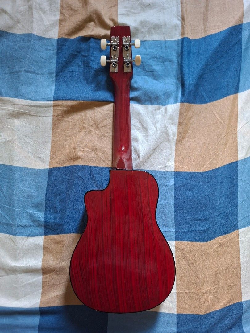 Romy Lumanog Ukulele w/ free pick (Category: Musical Instruments) located in San Fernando. Submitted by lairian97 (Listing ID 1465218602, Image 2). Description: RFS: I don't use it anymore Message me for more details! !!!GCASH PAYMENT ONLY!!! SHIPPING FEE IS COVERED BY BUYER.