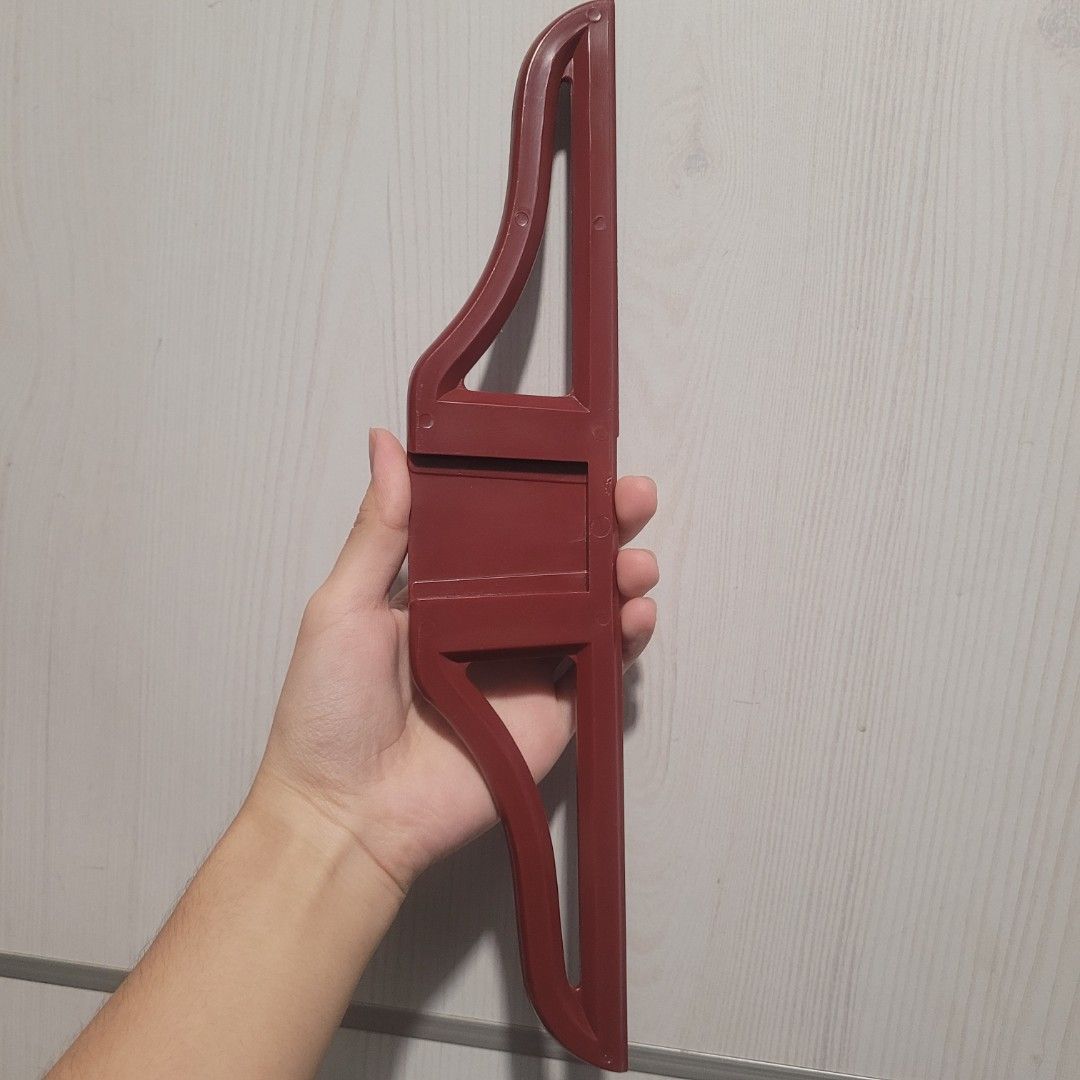 Rotring T square (Category: Stationery & School Supplies) located in Quezon City. Submitted by cleo._. (Listing ID 1465343718, Image 3). Description: condition: Good condtion ung t square itself and used once or twice lang, but yung lalagyan lang ung may dent sa tela as seen in the last two pictures. rfs: di na nagamit mod: lalamove or jtnt mop: gcash.