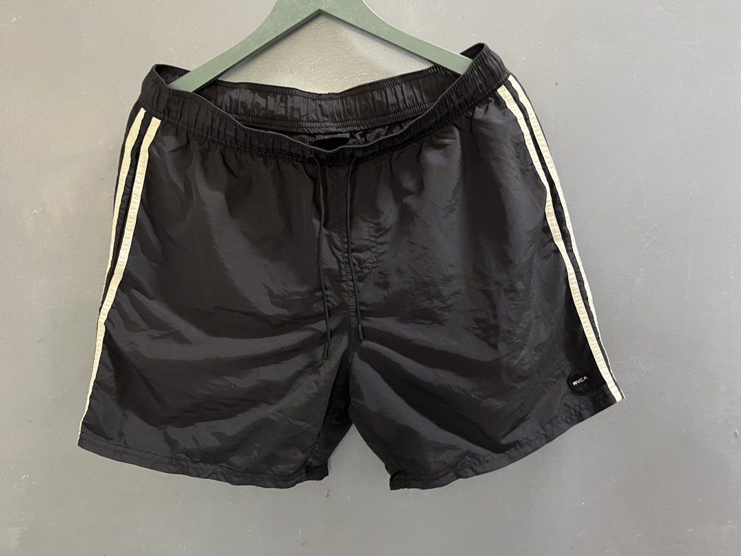 RVCA men’s shorts (Category: Shorts) located in Dipolog. Submitted by jaydichos (Listing ID 1462486970, Image 1). Description: RVCA board shorts Size large Good condition No issue.