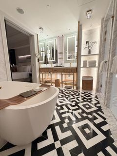 (Category: ) located in . Submitted by chooseordinary (Listing ID 1465197430, Image 1). Description: .