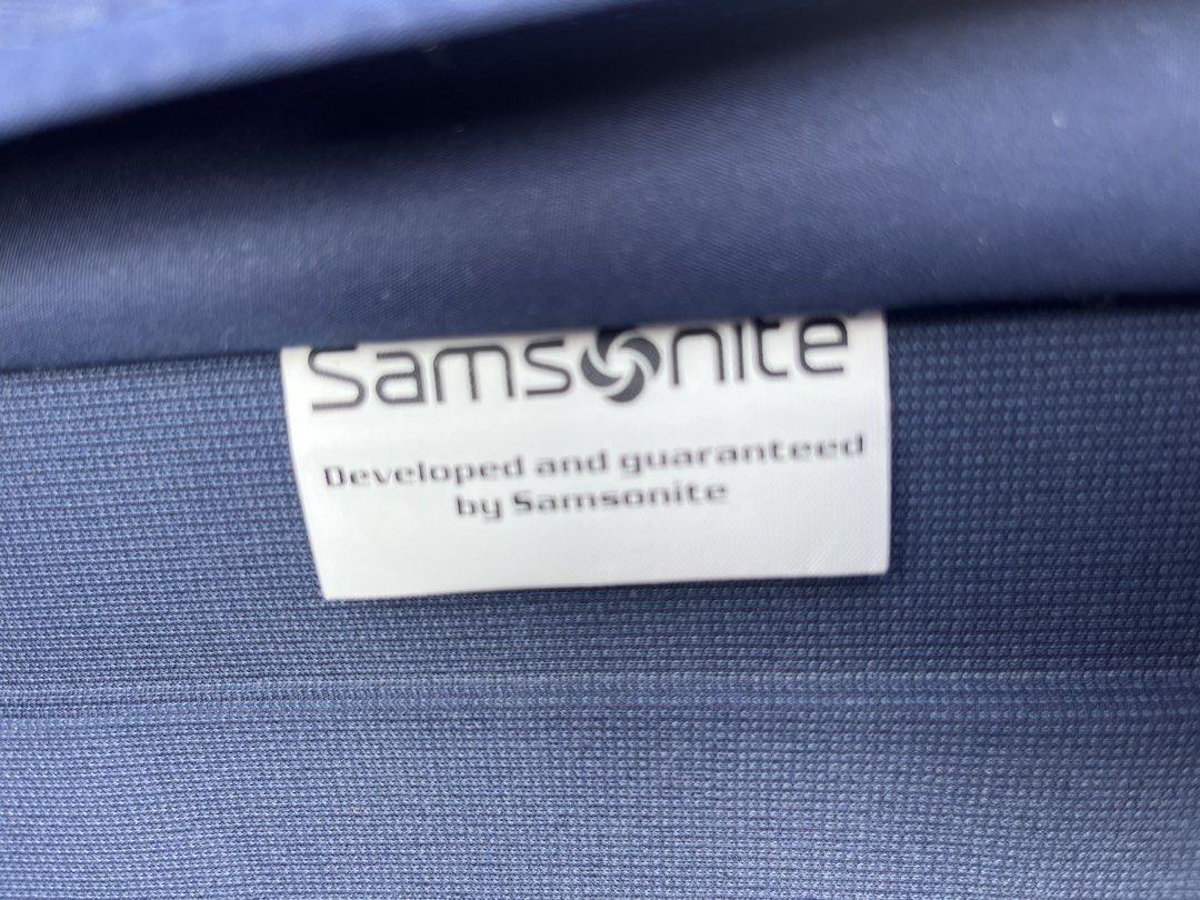 Samsonite Spinner Hard Shell Suitcase Purple (Category: Luggage) located in Manila. Submitted by batusaipus03057 (Listing ID 1465314679, Image 3). Description: - Brand: Samsonite Cosmolite Spinner - Color: Rich purple hard shell - Mobility: 4 smooth-rolling spinner • Line: Cosmolite • Material: Curv® woven polypropylene (lightweight and impact-resistant) • Design: Molded shell lines inspired by seashells With passcode Minor Scratches May maliit l