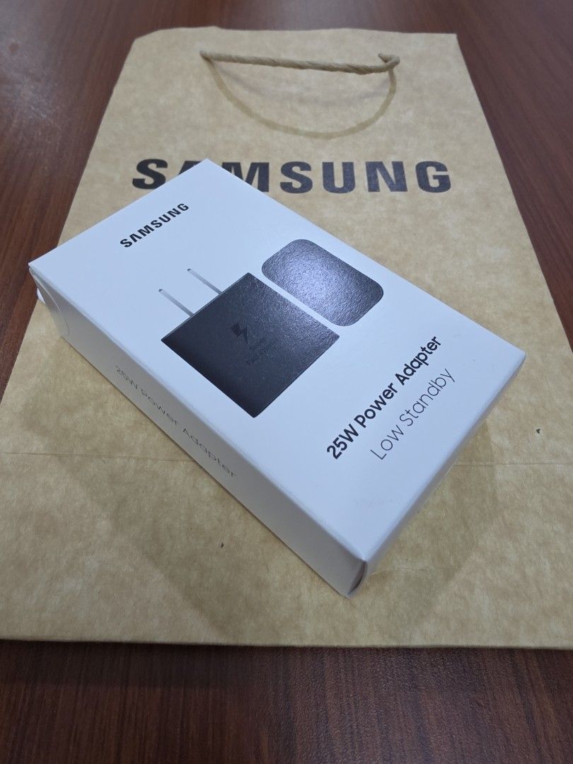 Samsung 25W Power Adapter (Category: Batteries & Chargers) located in Makati City. Submitted by regalsteppermkt (Listing ID 1465225783, Image 1). Description: - Brand: Samsung - Model: 25W Power Adapter (Low Standby) - Condition: Brand new in original retail box .