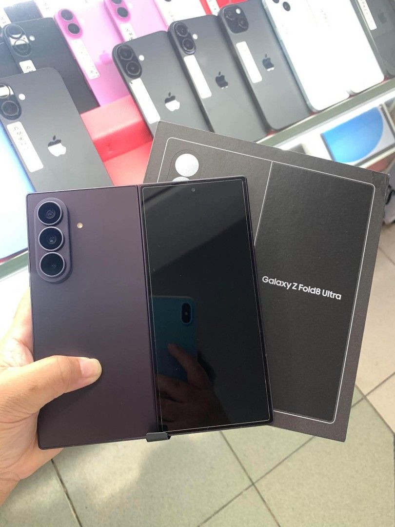 Samsung fold 8 ULTRA 12/256gb open box only (Category: Samsung) located in Manila. Submitted by jnosal0111 (Listing ID 1465259213, Image 1). Description: Samsung Fold 8 ULTRA 12/512GB the following specs: * 512GB storage * Factory unlocked *OPEN BOX ONLY * Good condition, all working You accept: * Swap/trade-in ☐ * Cash, GCash, bank transfer, or credit card payment * Installment via GGives or Skyro SPAYLATER ☐ We offer: * Cash on delivery (COD) s