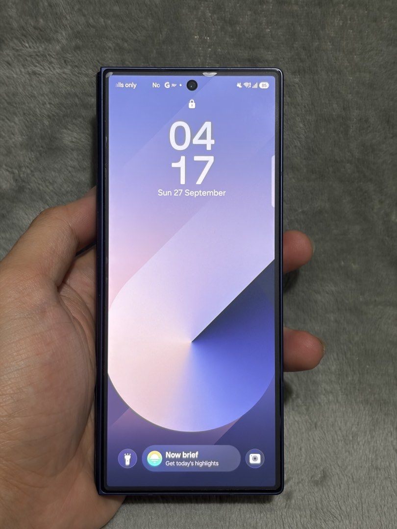 Samsung Galaxy Z Fold 6 12/512 (Category: Samsung) located in Makati City. Submitted by evrlg (Listing ID 1465226777, Image 3). Description: FOR SALE Samsung Galaxy Z Fold 6 12gb ram / 512 gb storage Used - Like new No scratches Unit and many cases only Selling it for Php 32,000 Makati.