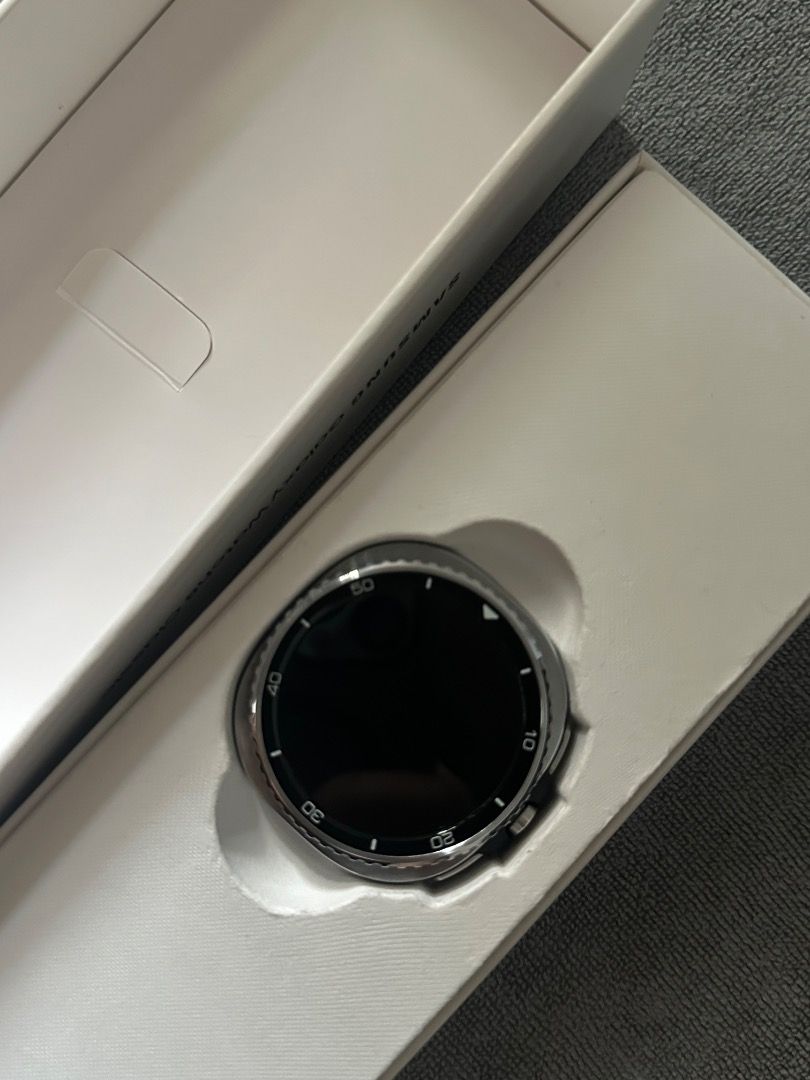 Samsung Watch 8 Classic 46mm (Black) (Category: Wearables & Smart Watches) located in Manila. Submitted by chopper_1997 (Listing ID 1465242905, Image 2). Description: For Sale! rfs: hindi nagagamit since niregalo lang and iPhone user na - good as new (halos in-open lang din) - no issue / scratches - complete with box, manuals, strap and the watch itself Location: Santa Mesa, Manila.