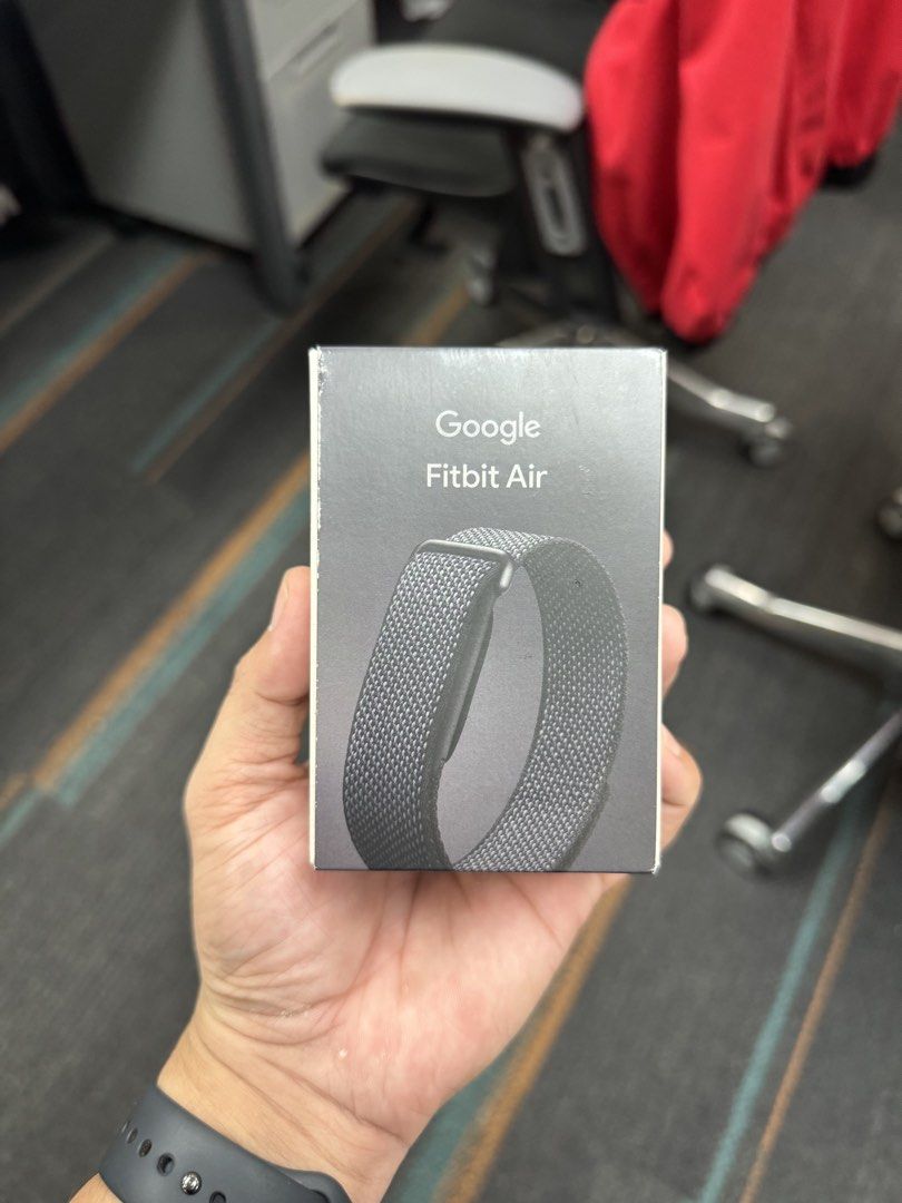 Selling my Google Fitbit Air – Obsidian (Category: Wearables & Smart Watches) located in Caloocan City. Submitted by jordaaanjae (Listing ID 1465272133, Image 1). Description: Selling my Google Fitbit Air – Obsidian ⌚️ Brand new and factory sealed / never opened. Won this from a competition but won’t be using it, so selling instead. 💰 ₱9,000 — negotiable 📦 Complete, sealed box ✨ Brand new / unused 📍 Meet-up or delivery can be arranged.