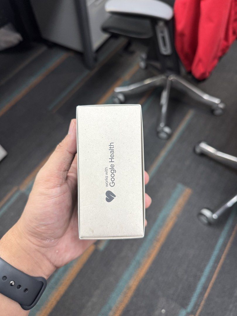 Selling my Google Fitbit Air – Obsidian (Category: Wearables & Smart Watches) located in Caloocan City. Submitted by jordaaanjae (Listing ID 1465272133, Image 2). Description: Selling my Google Fitbit Air – Obsidian ⌚️ Brand new and factory sealed / never opened. Won this from a competition but won’t be using it, so selling instead. 💰 ₱9,000 — negotiable 📦 Complete, sealed box ✨ Brand new / unused 📍 Meet-up or delivery can be arranged.