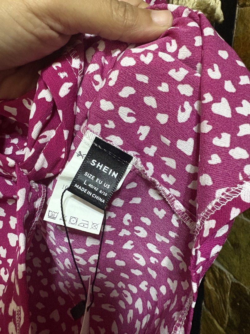 shein button down casual top (Category: Others Tops) located in Cavite. Submitted by bambimay30 (Listing ID 1465178477, Image 3). Description: .