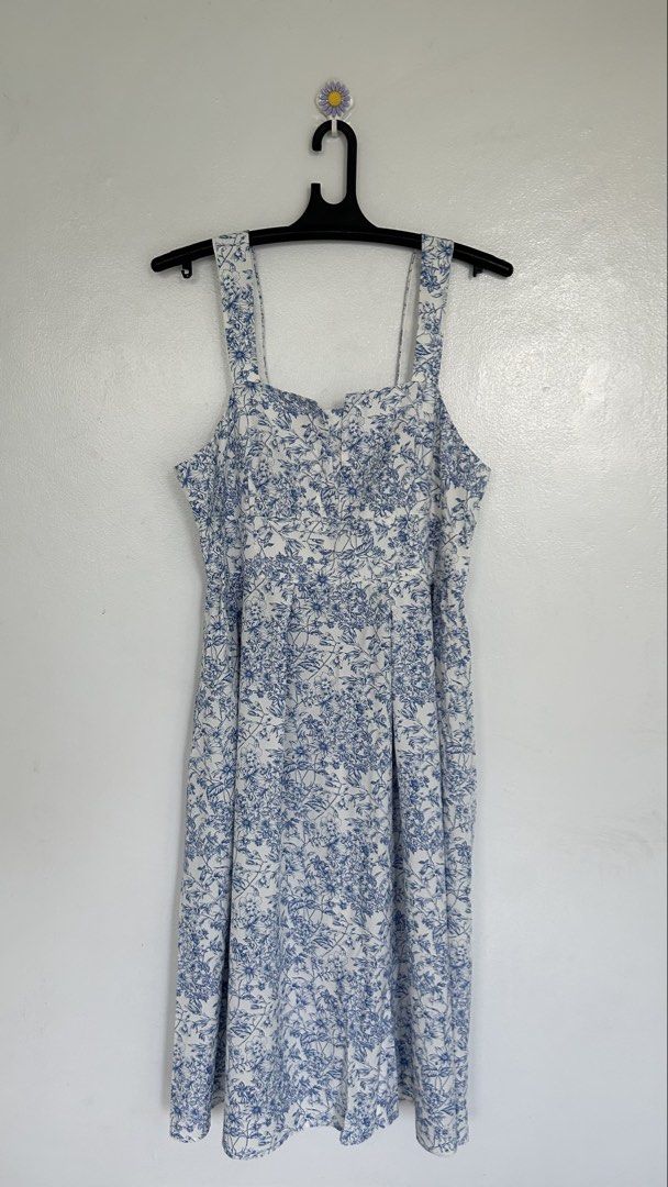 Shein Curve Plus size dress (Category: Dresses) located in Bacoor. Submitted by ae.scloset (Listing ID 1465245761, Image 1). Description: Shein Curve 1XL.