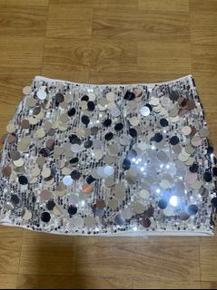 (Category: ) located in . Submitted by hubaderascloset (Listing ID 1465338912, Image 1). Description: .