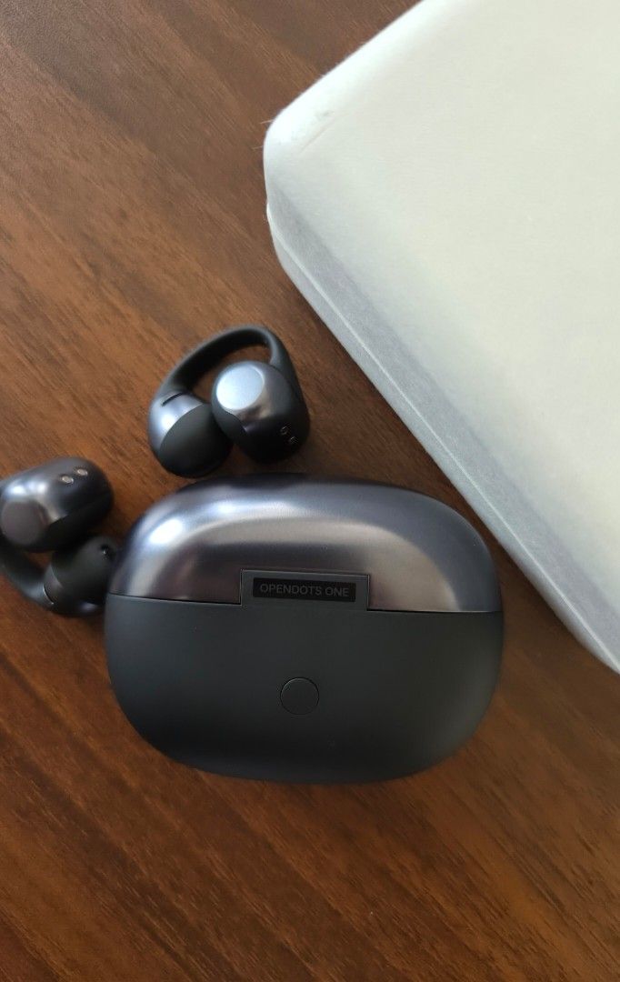 Shokz OpenDots One (Category: Earphones) located in Quezon City. Submitted by infected19 (Listing ID 1465170786, Image 3). Description: Shokz OpenDots One open-ear true wireless earbuds in dark grey. Open-ear design keeps you aware of your surroundings during workouts or daily commutes. Includes charging case and original box packaging. Great sound quality and secure fit. Fully tested and working properly. -no issues -used thrice only -usb c cabl