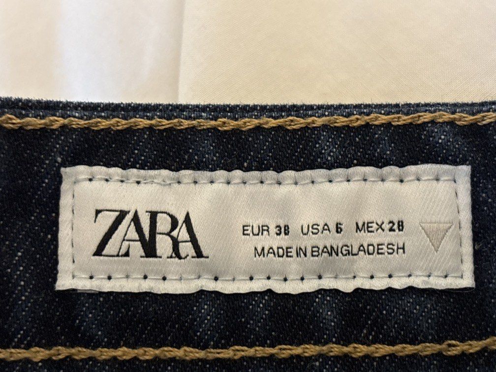 Branded Shorts (Category: Shorts) located in San Juan City. Submitted by tropicbling (Listing ID 1465208919, Image 2). Description: ₱50-₱150.