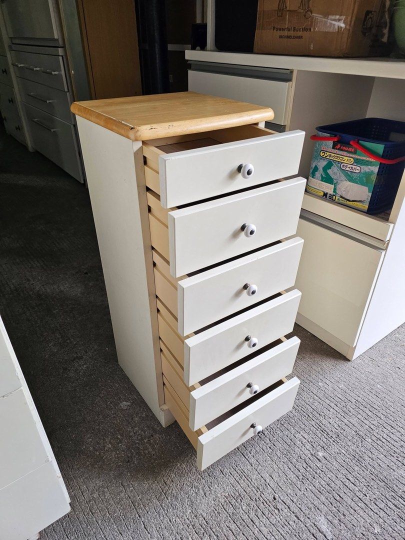 ✔️Side Drawers ‼️ (Category: Shelves, Cabinets & Racks) located in Quezon City. Submitted by ledamadel (Listing ID 1465238151, Image 2). Description: Side Drawers ‼️₱3800‼️ -Space Saver! 😘😍 ✔L-12 H-31 W-12 inches 📏 ✔6 Drawers 🗄 ✔Laminated 🔖 ✔️Compress & Plywood Back! 💢 ✔Scratches As-is! 👌 Location: 40 Aplaya St Napocor Vill. Tandang Sora Quezon City. For inquiry please Pm us or Call. 09066885859 Please like our page thanks! 👇👇👇👇 KMA O’