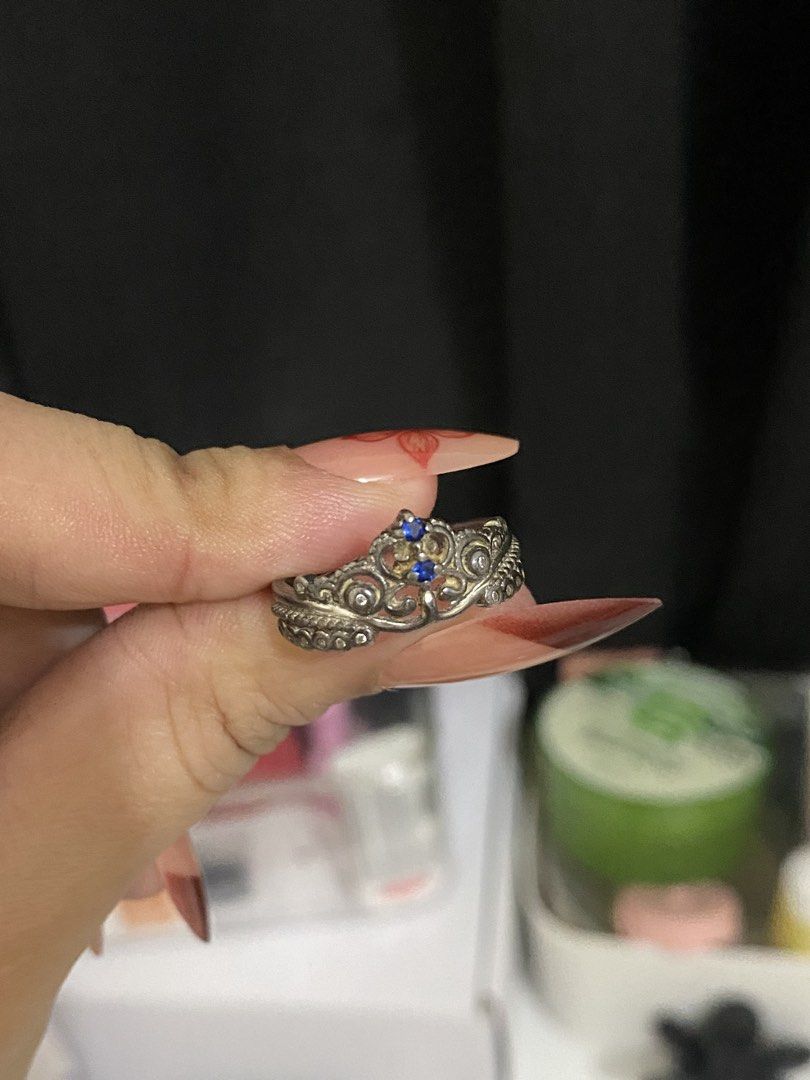Silverworks Silver Cinderella Princess Ring (Category: Rings) located in Muntinlupa City. Submitted by thebzashop (Listing ID 1465350400, Image 3). Description: RFS: No longer needed, just sitting at home taking up space. Note: Box not included as I lost it. ✨ NEW ORDER DETAILS & SHOP POLICY ✨ 🚚 MOD (Mode of Delivery): • J&T (Nationwide) ₱41 for regular pouch • Lalamove (COD available) • Self pick-up • Self-book • Meet-ups (SM BF Paranaque – sel