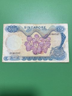 (Category: ) located in . Submitted by notes.coins.stamps (Listing ID 1465205236, Image 1). Description: .