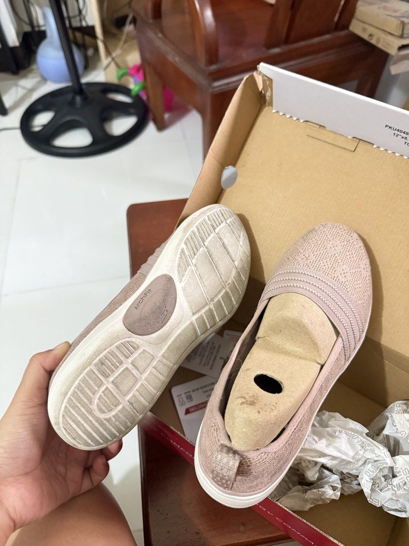 Skechers Slip Ins Arch Fit (Category: Sneakers) located in Quezon City. Submitted by marysshop (Listing ID 1465206193, Image 3). Description: - Brand/Model: Skechers Arch Fit Inspire Nova - Color: Taupe - Size: EUR 35 / UK 2 / CM 22 / US Women's 5 - Features: Slip-on design, textured knit upper, machine washable - Condition: Excellent, clean soles and uppers, ready to wear - Inclusions: Original box with paper stuffing and inserts.