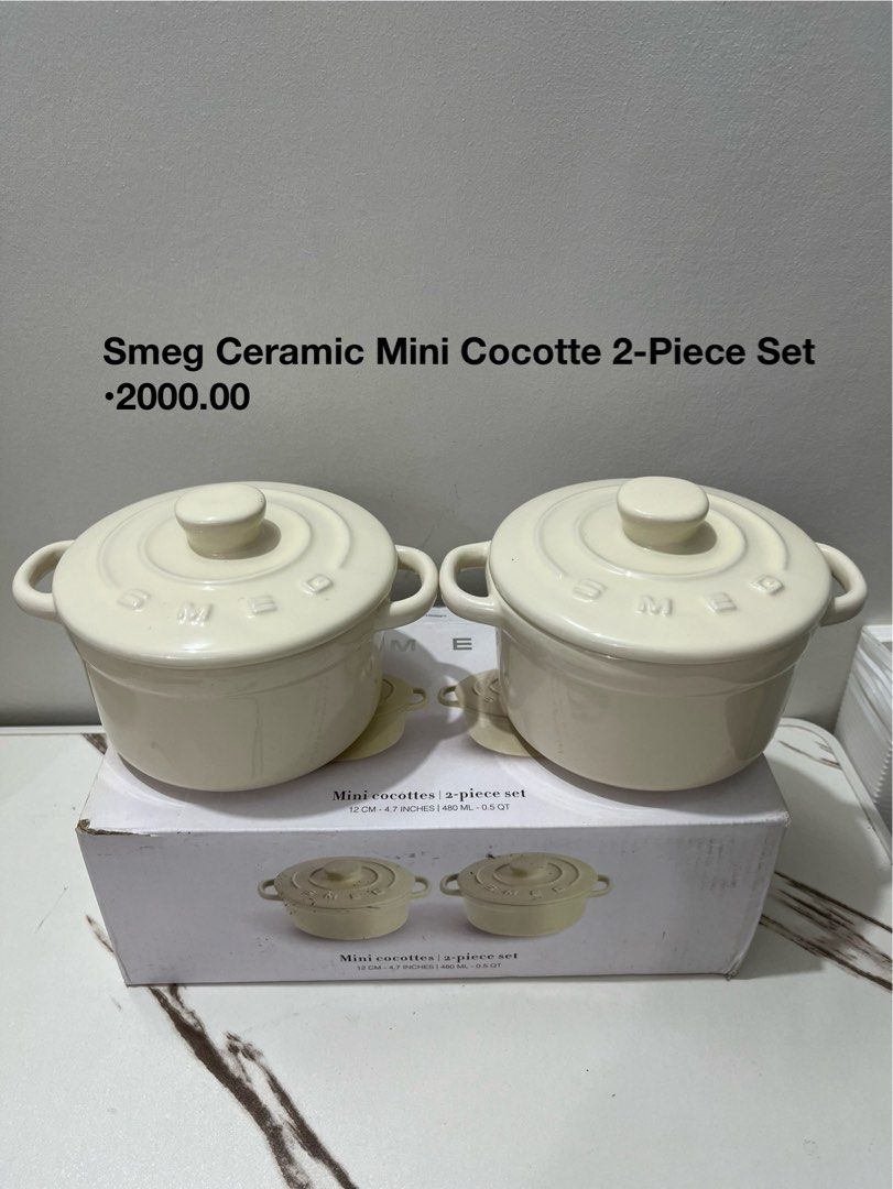 Smeg Ceramic Mini Cocotte 2-Piece Set (Category: Cookware & Accessories) located in Bacacay. Submitted by aiksgoods (Listing ID 1465194112, Image 1). Description: Set.