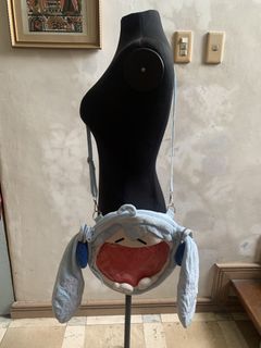 (Category: ) located in . Submitted by thrice.closet (Listing ID 1465220336, Image 1). Description: .