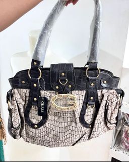 (Kategori: ) berada di . Dikirim oleh marsel_clth_5095 (ID iklan 1465243175, Gambar 1). Deskripsi: .