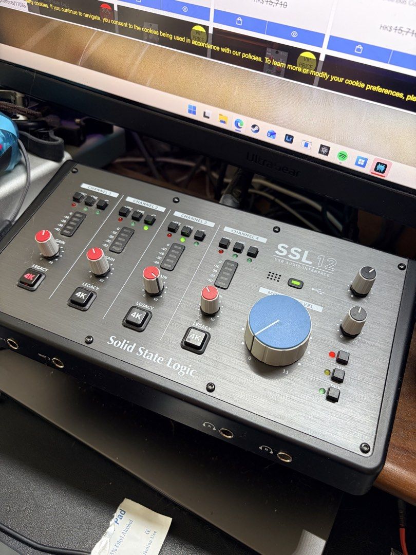 Solid State Logic SSL 12 USB Audio Interface （分類：樂器）位於 Hong Kong。 由 jonouil 提交（商品編號 1465216594，圖片 1）。簡介： 室內用，九成新，100% Work。 有四個mic in，適合幾個朋友一齊同步錄音，或者用3 or 4支咪去簡單錄個鼓。 因為想換Interface所以先放售。。